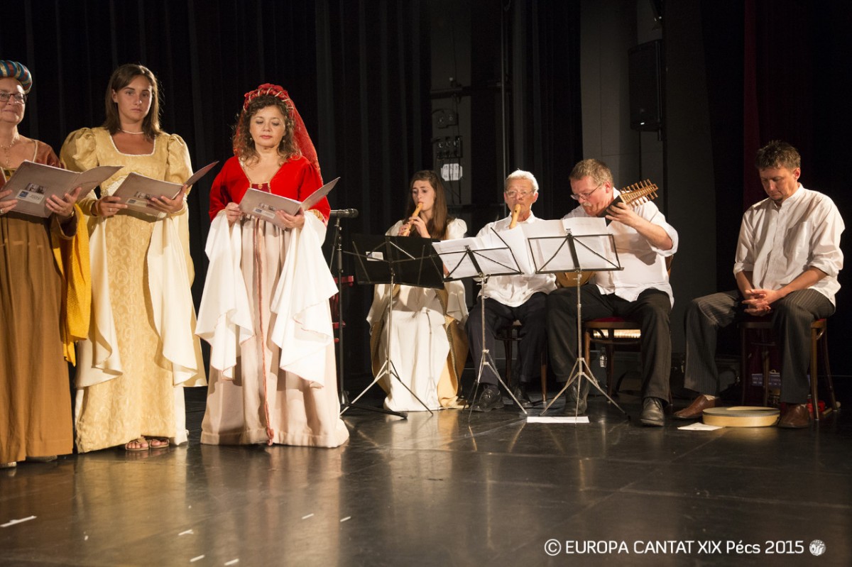 Pécs Coro Femminile Claricantus koncert az Europa Cantaton