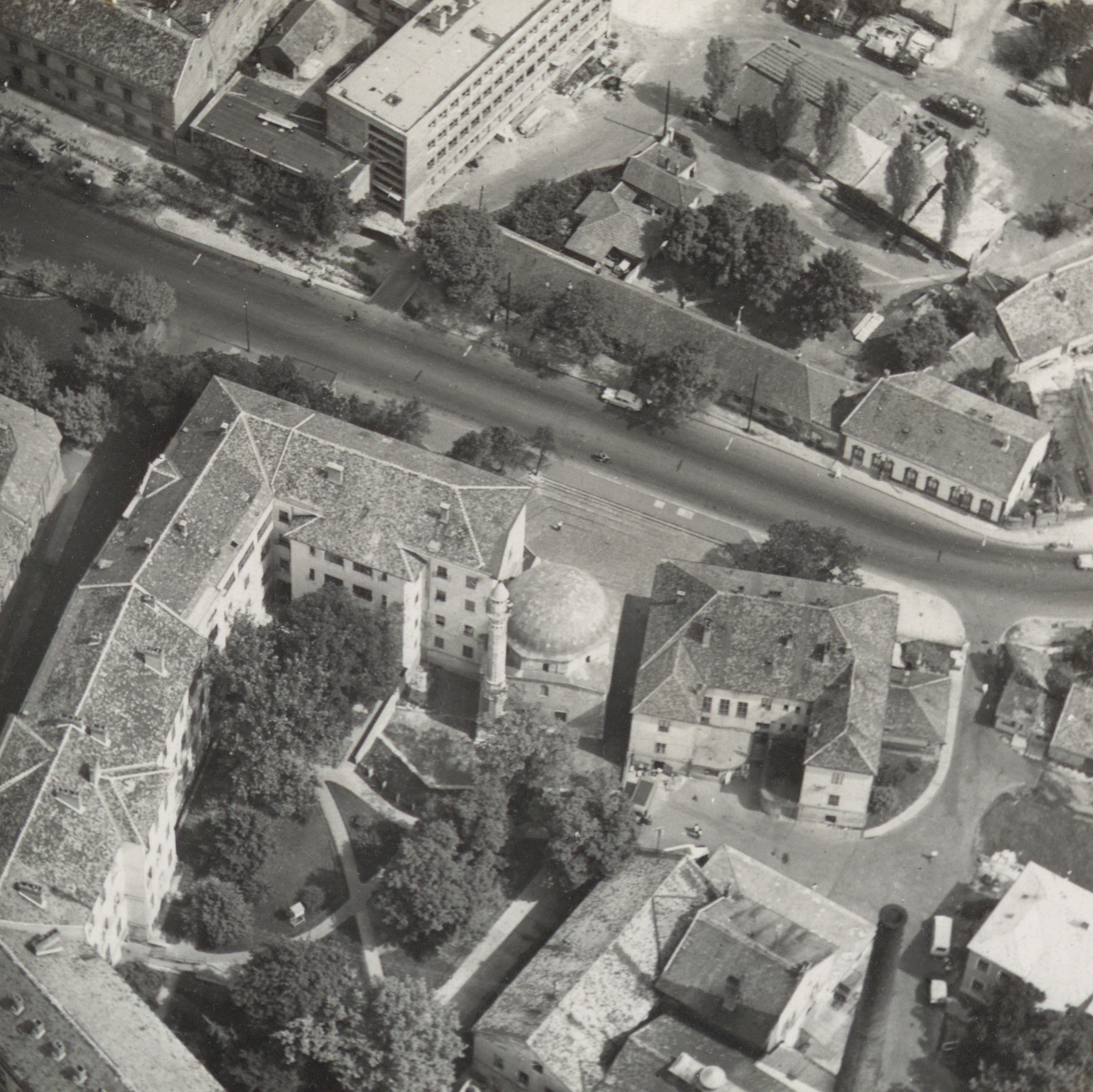 Pécs Légifotó a Kórház térről