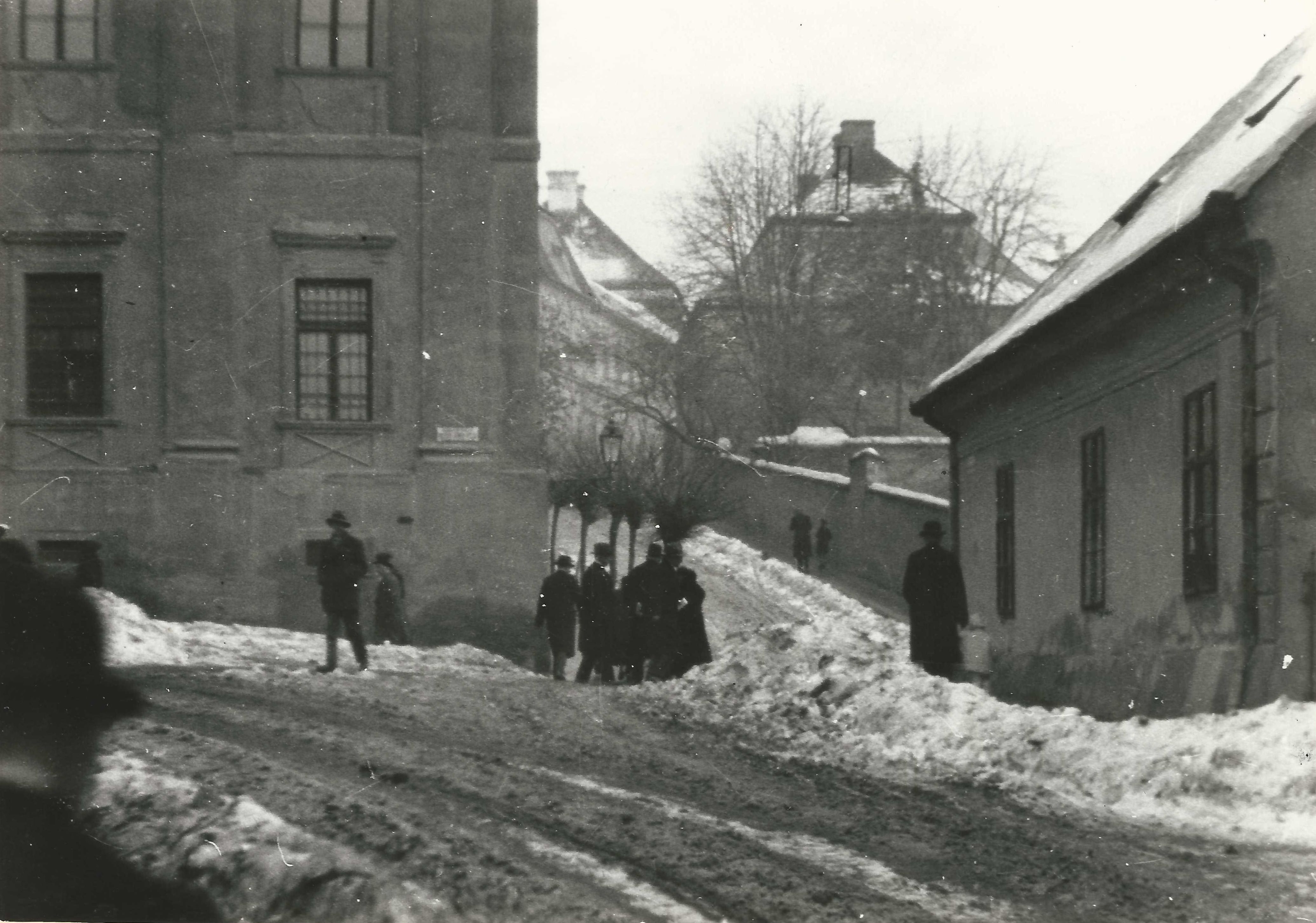 Pécs Hunyadi út és Kulich Gyula utca sarka