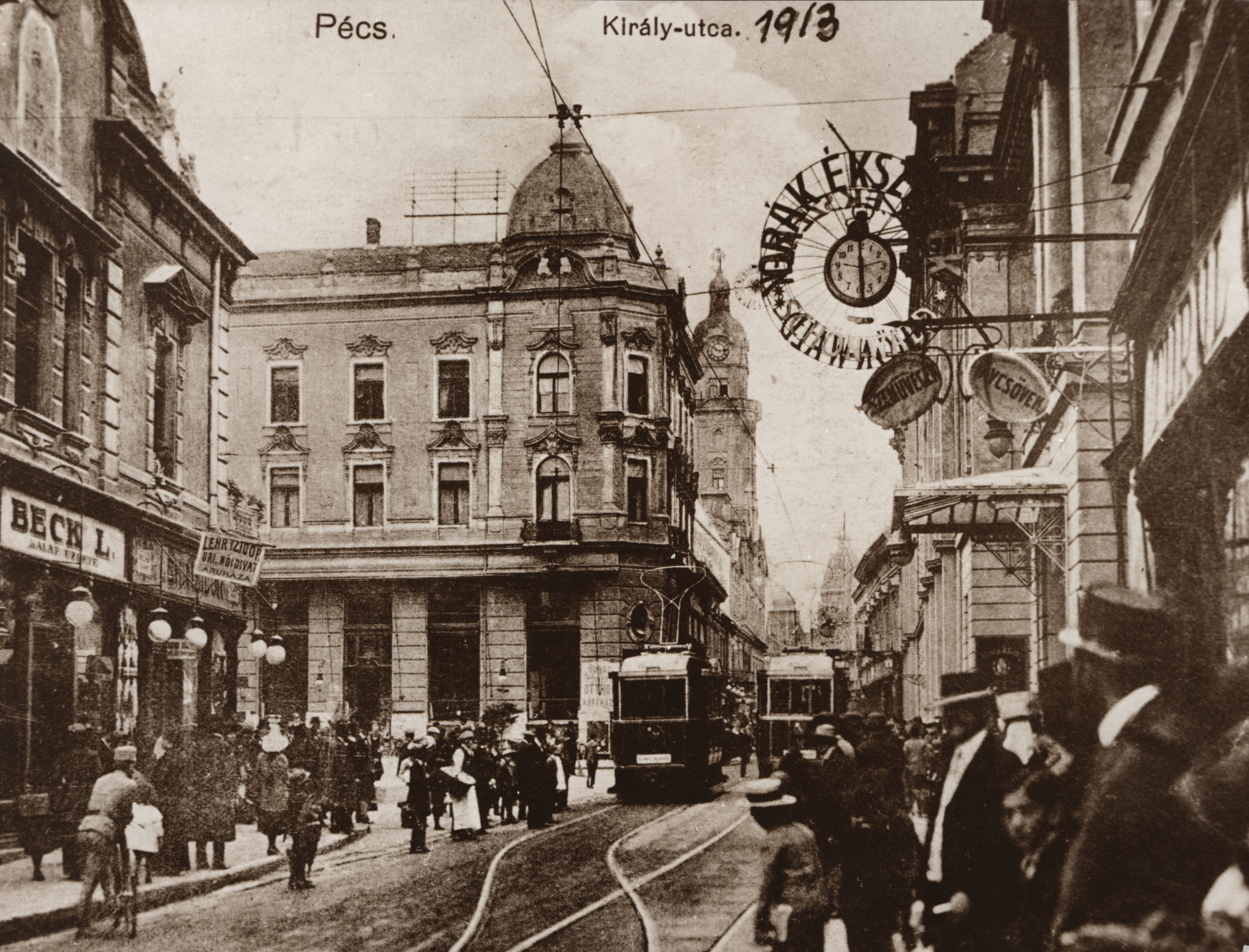 Pécs Levelezőlapok a Király utcáról