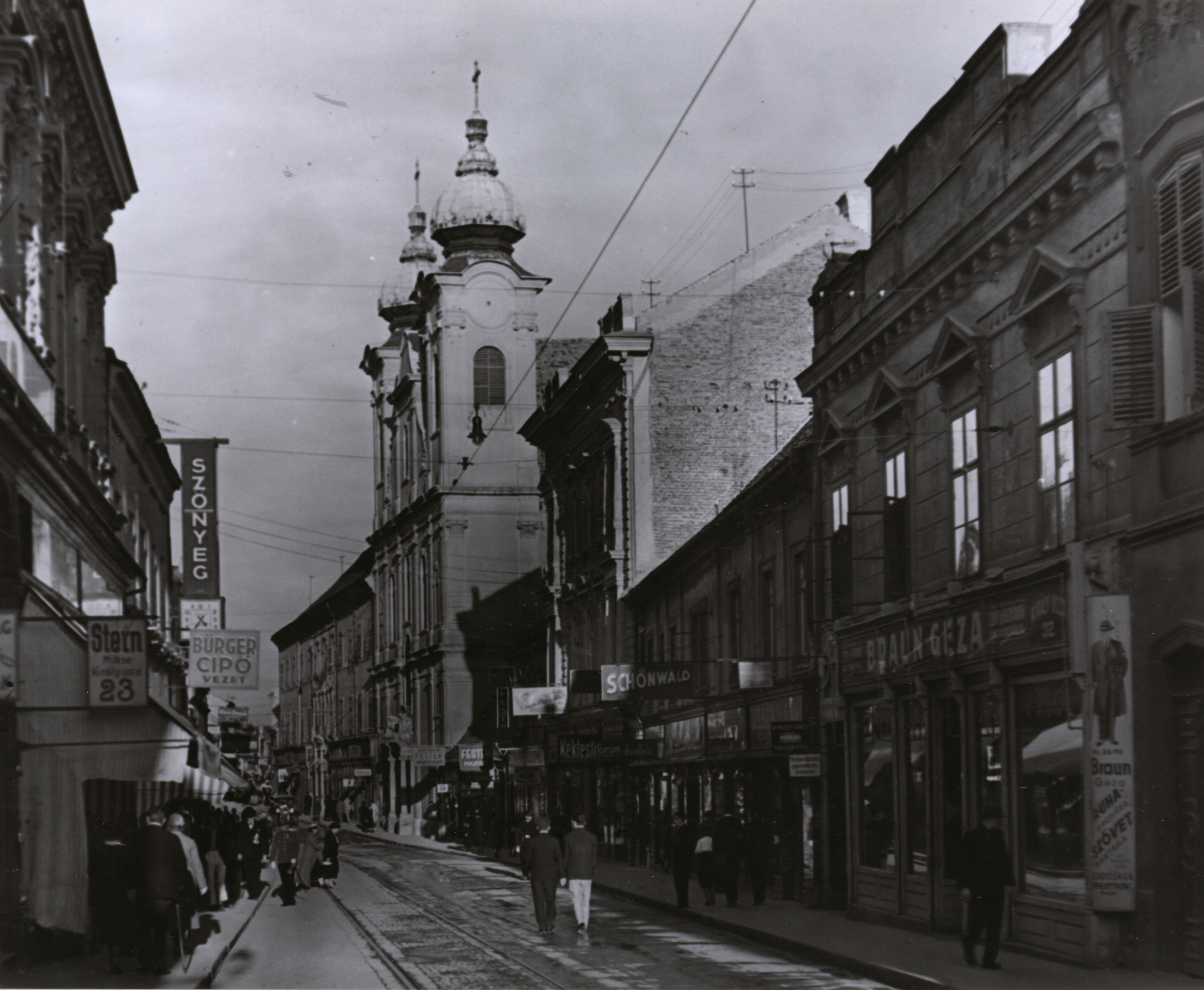 Pécs Király utca az 1930-as évek elején
