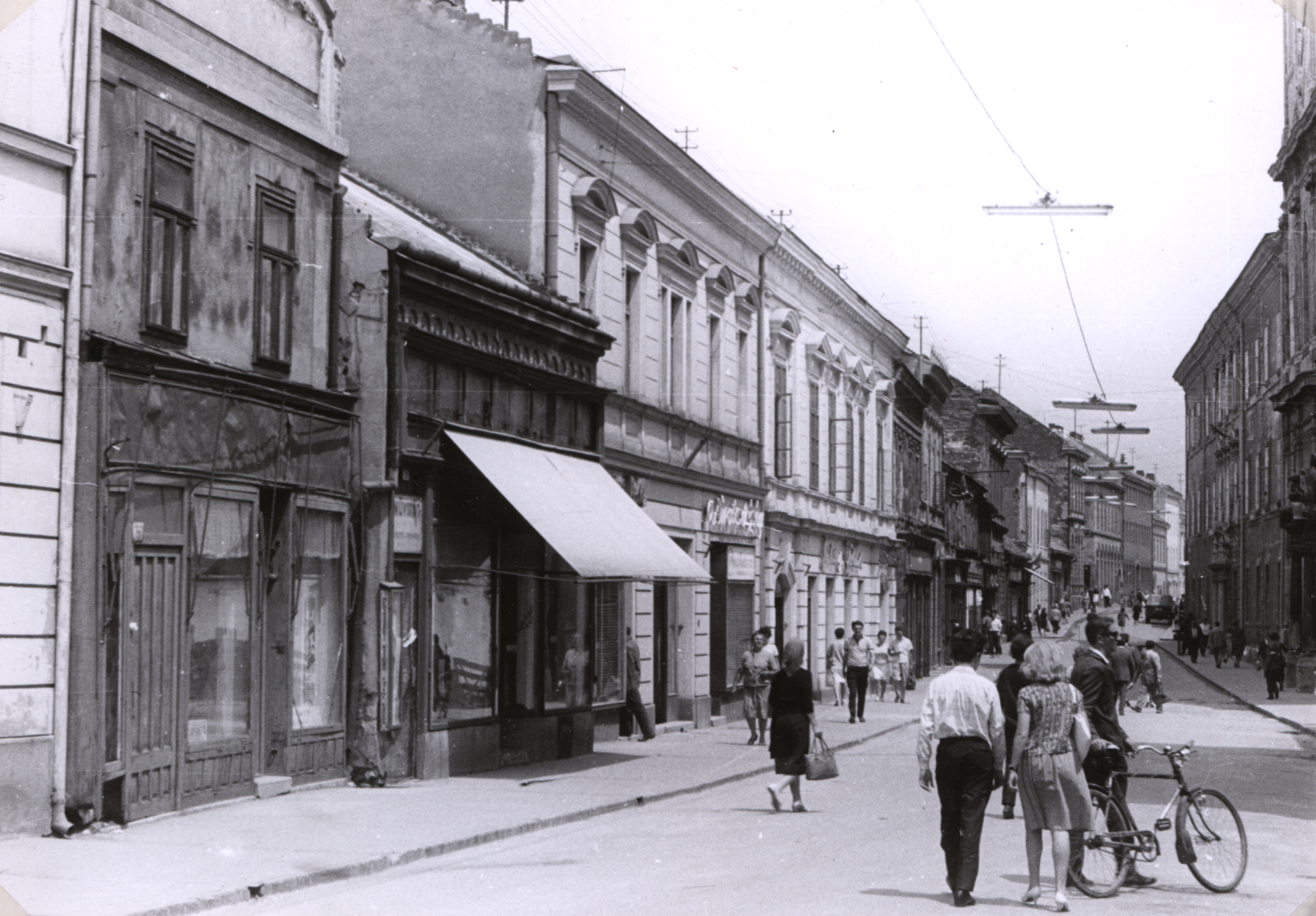 Pécs Király utca északi házsora 1966-ban