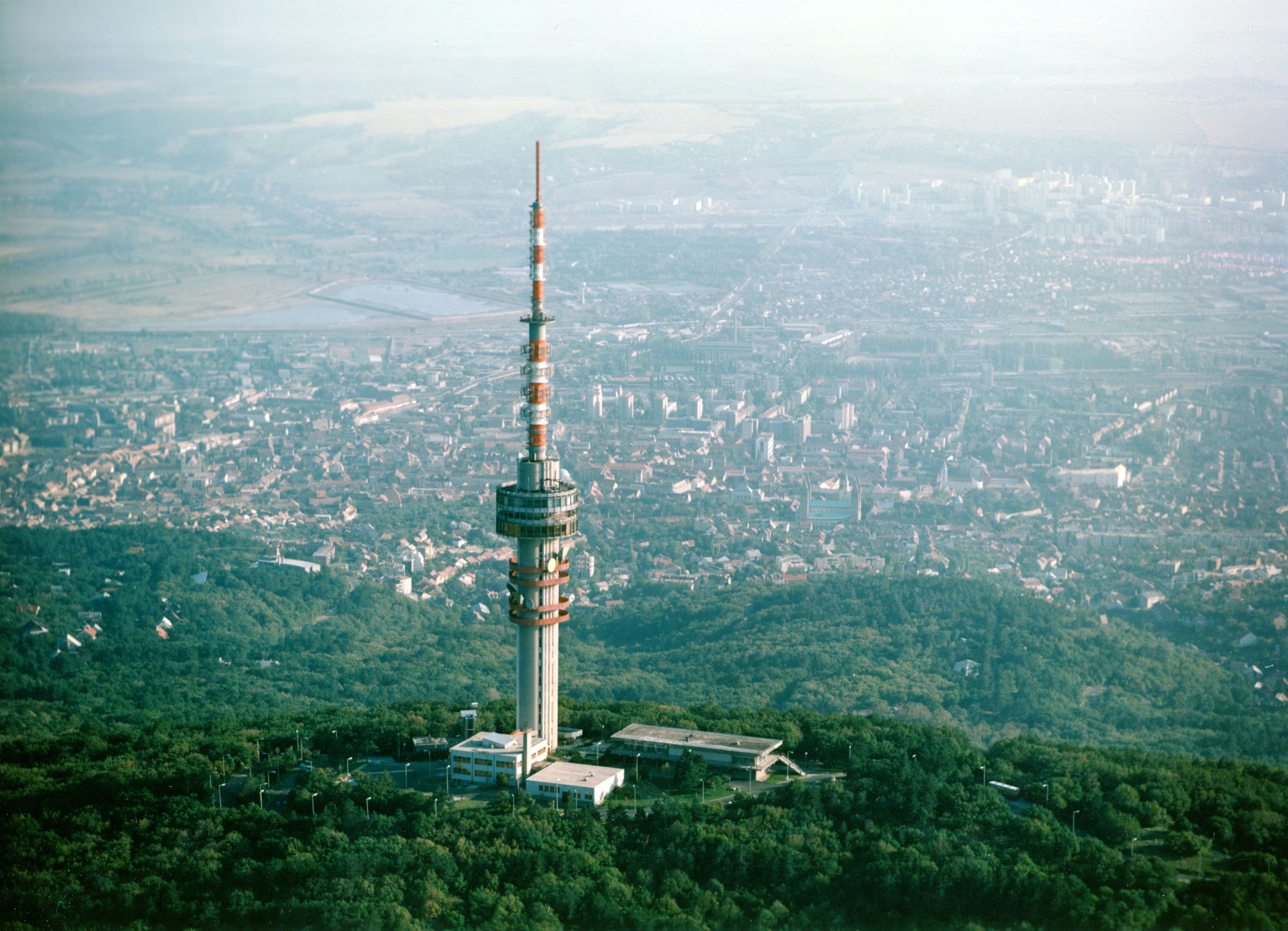 Pécs A pécsi Tv-torony légi felvétele